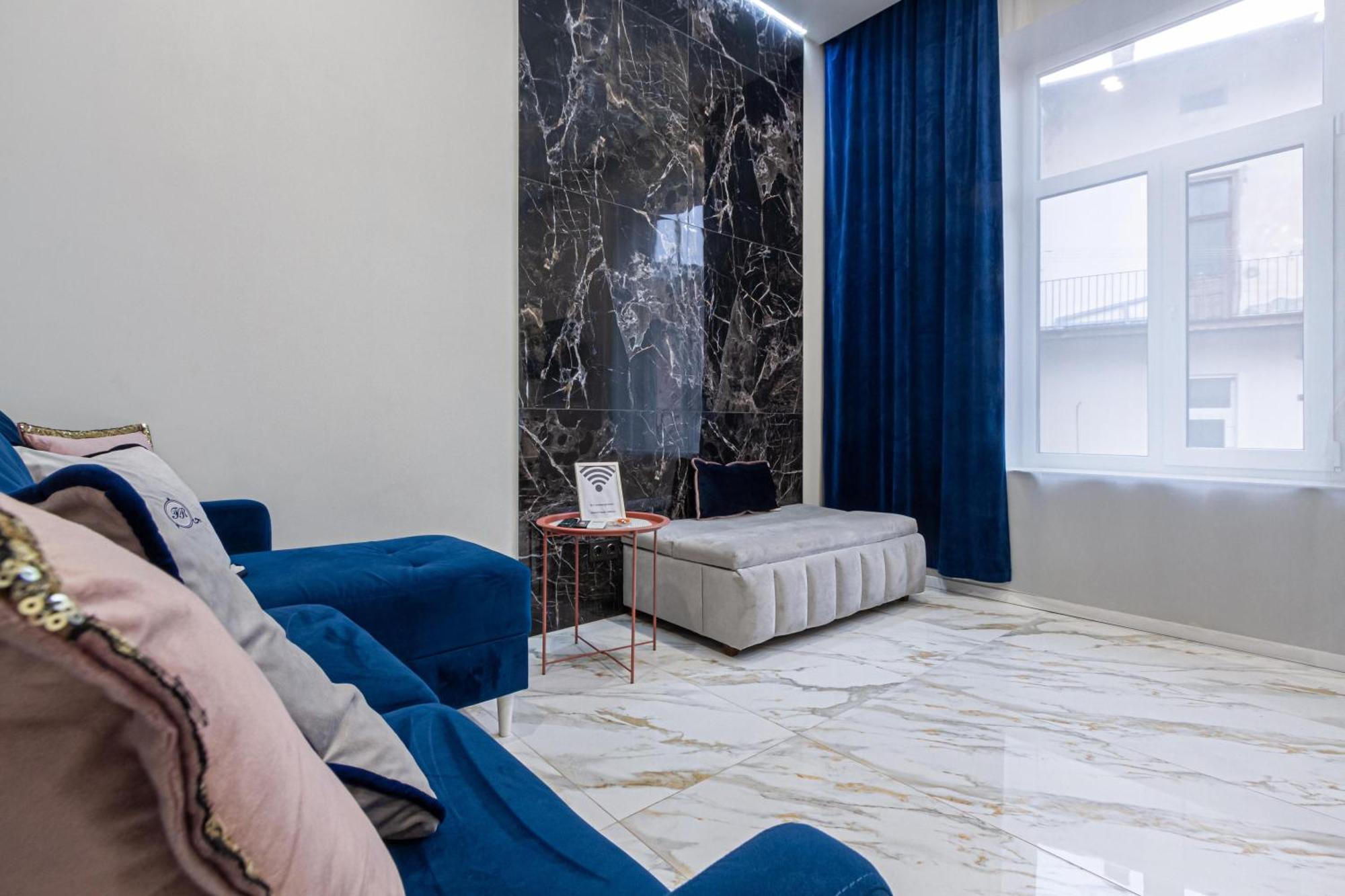 Family Residence Boutique Apartments Lviv Exterior foto